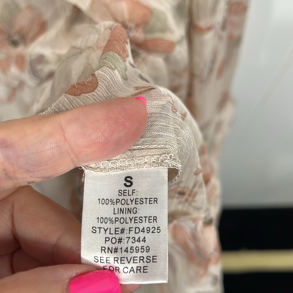 Vici Womens Midi Dress S Cream Pink Pullover Drop Waist Ruffle Cuff Floral Boho - Picture 8 of 15